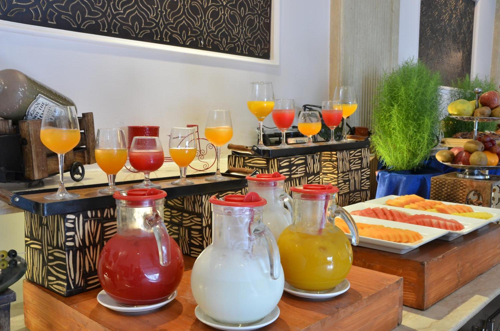 Fairlie & Resorts Hotel New Delhi